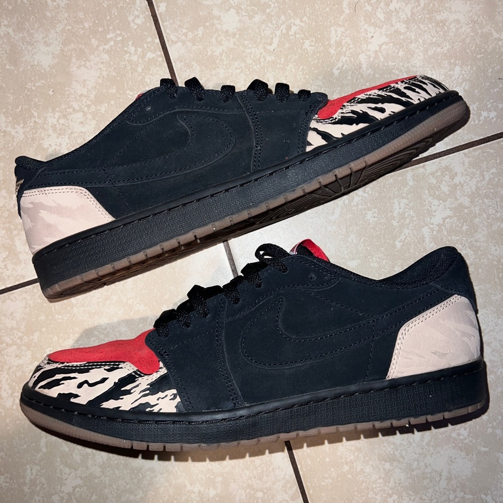 Jordan 1 Solefly